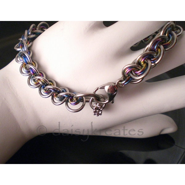 3x3 Wave Bracelet in stainless steel and rainbow anodized niobium