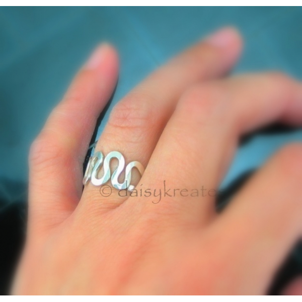 Sterling Silver Squiggle Finger Ring, low profile for comfortable wear