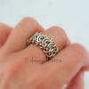 Chainmaille Vertebrae Finger Ring with a comfortable and versatile size